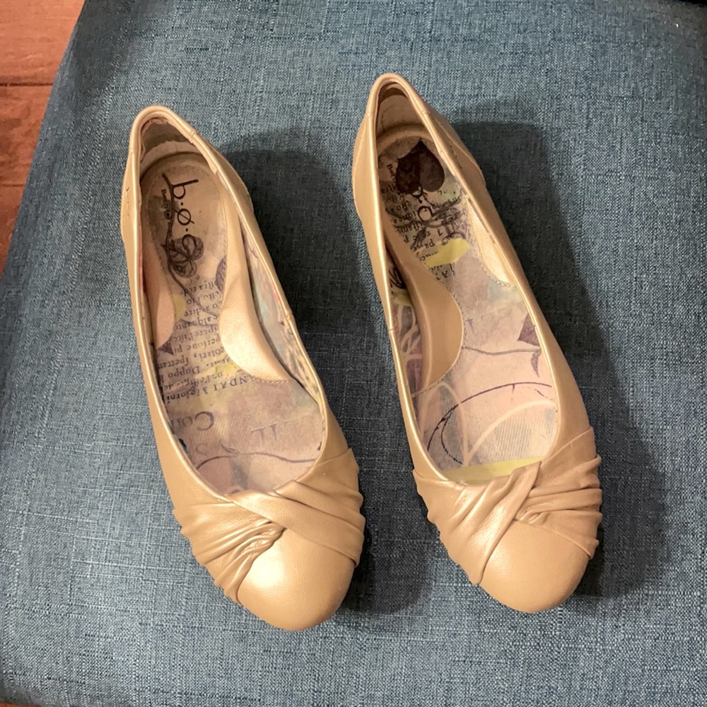 Boc champagne colored flats